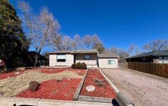 604 W Brookside St #1 - Photo 1 of 1