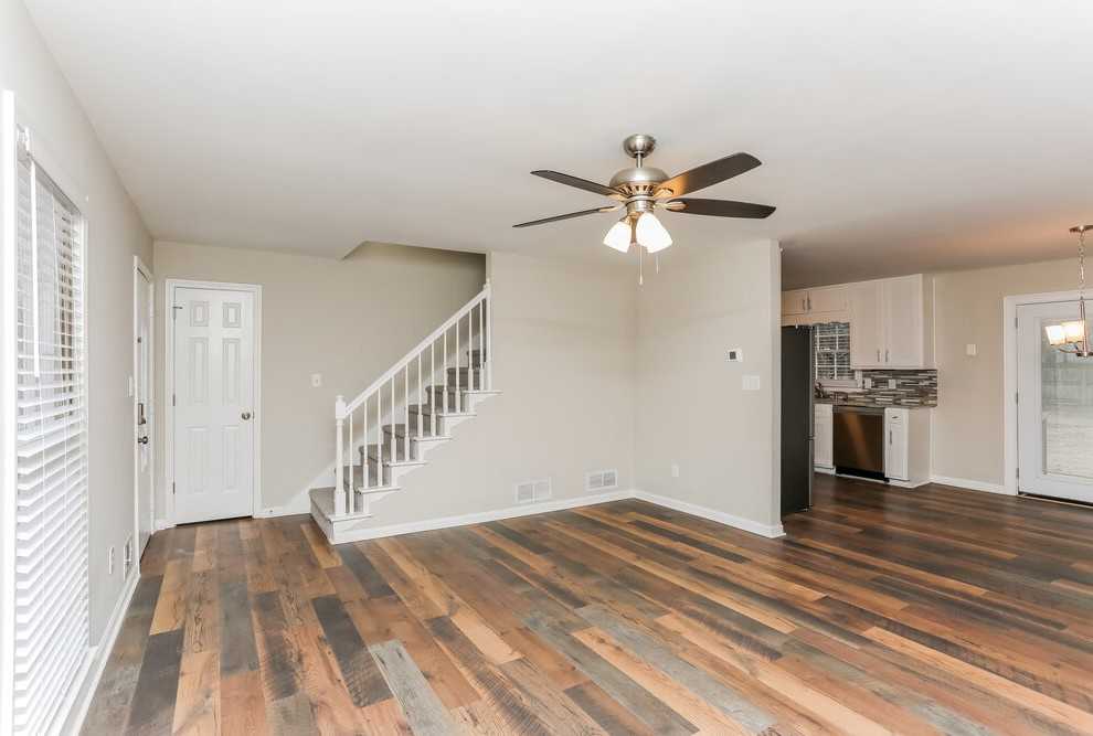 430 Ashley Way - Photo 6 of 17