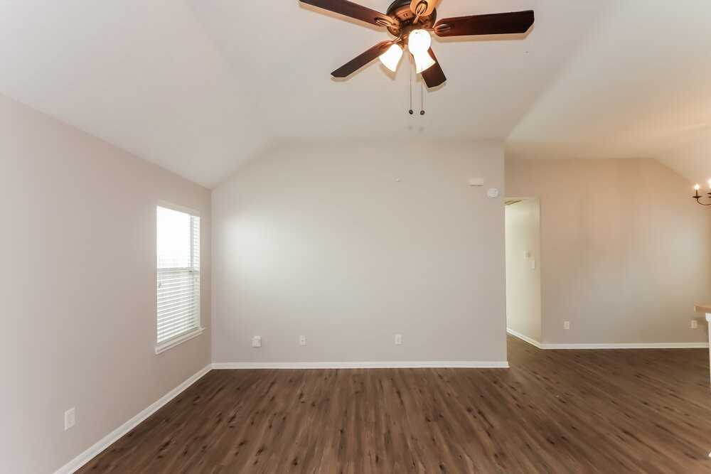 7122 Aurora Falls Ln - Photo 5 of 16