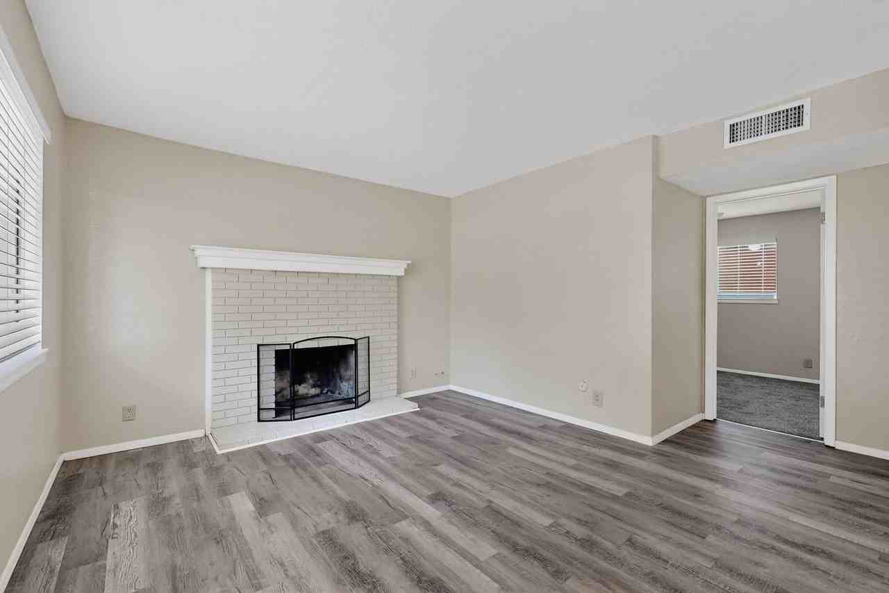 205 Delamar Loop Nw #C - Photo 2 of 21