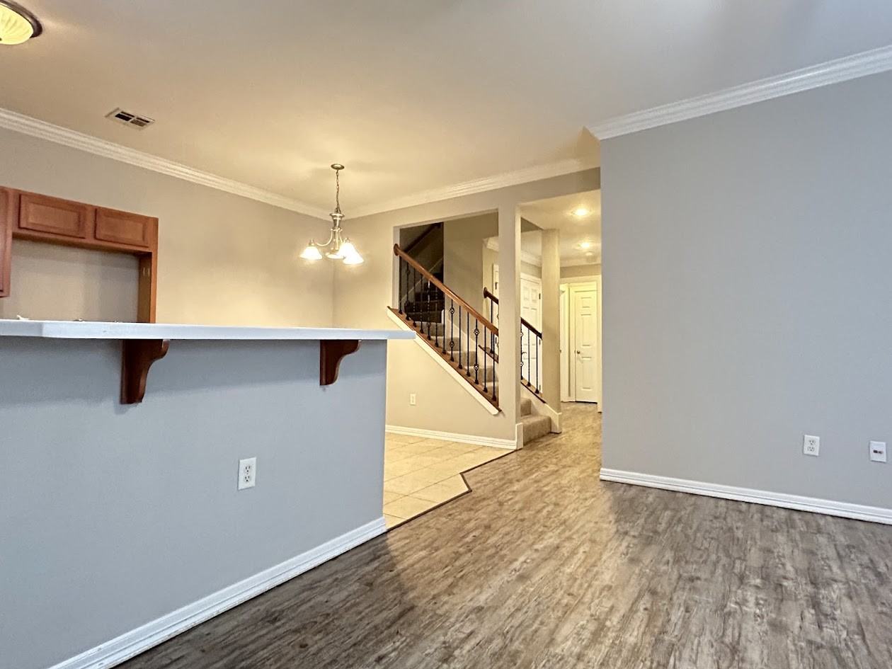 34 S Woodsprings Dr #1 - Photo 4 of 20