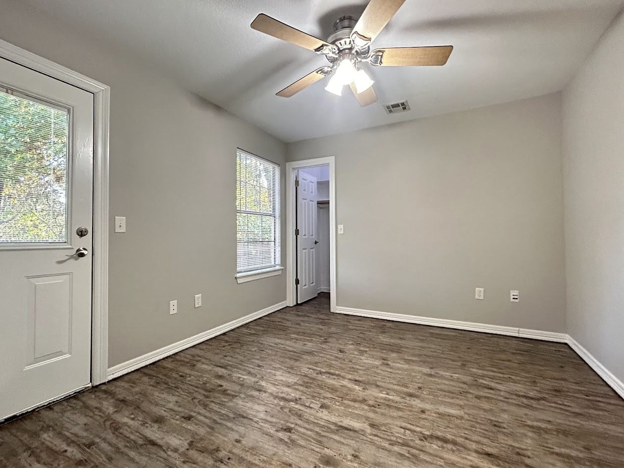 34 S Woodsprings Dr #1 - Photo 7 of 20