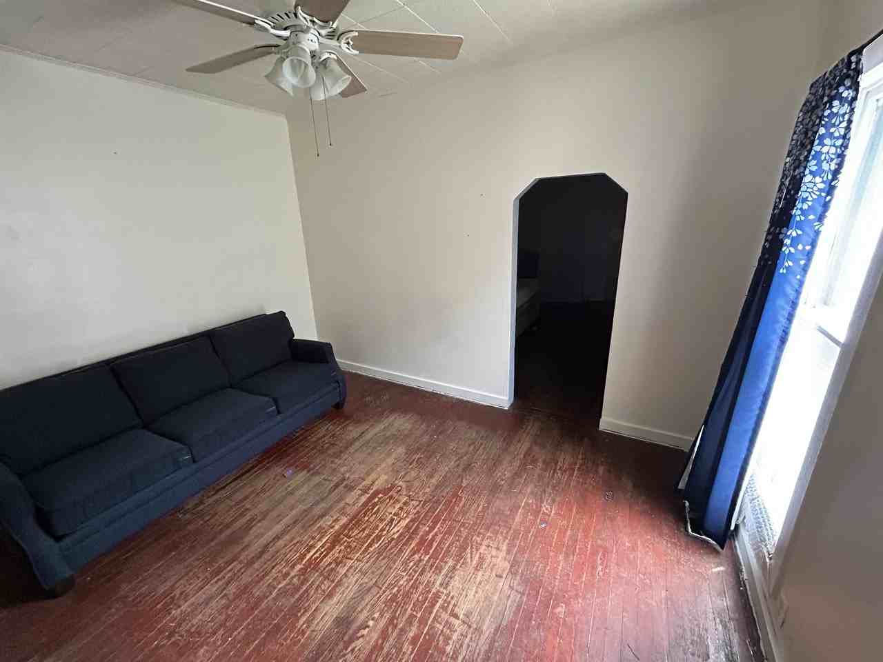 615 E Water St #1 - Photo 6 of 10