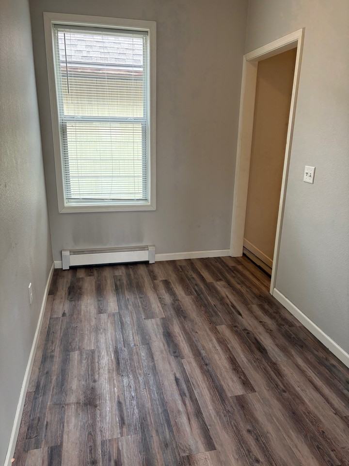 1827/1829 Ogden Ave - 1827 #1827 - Photo 5 of 8