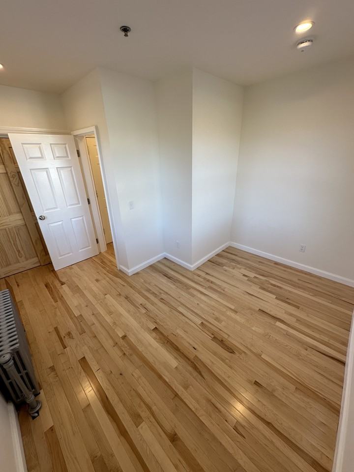 529 Washington Ave #529-3 - Photo 2 of 10