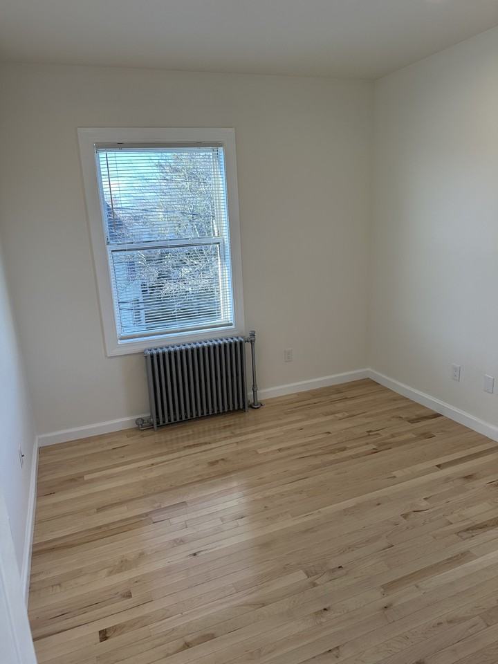 529 Washington Ave #529-3 - Photo 4 of 10