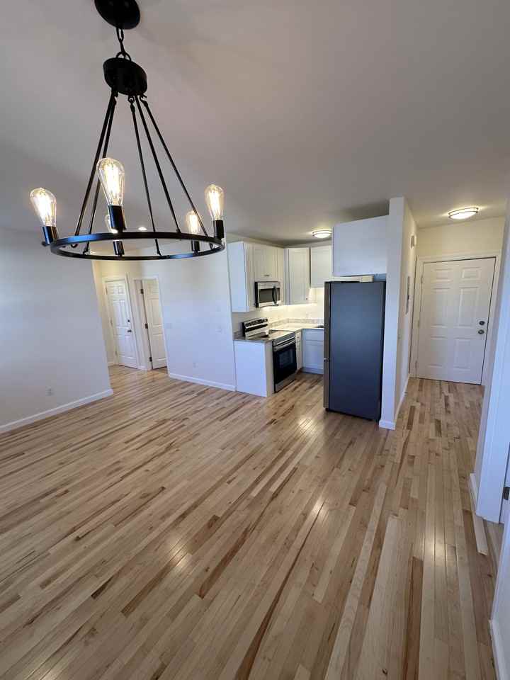 529 Washington Ave #529-3 - Photo 6 of 10