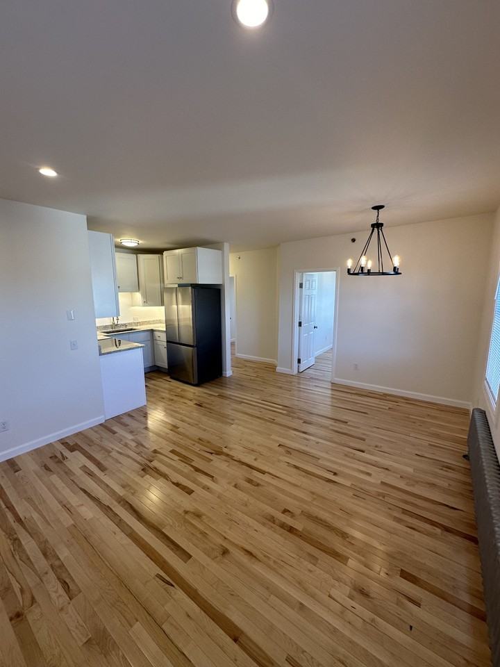 529 Washington Ave #529-3 - Photo 7 of 10