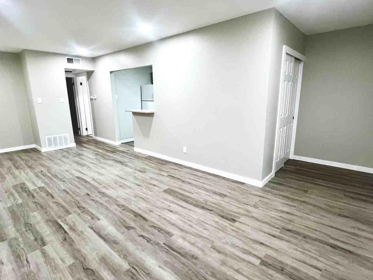 Provincial Ct #5 - Photo 2 of 14