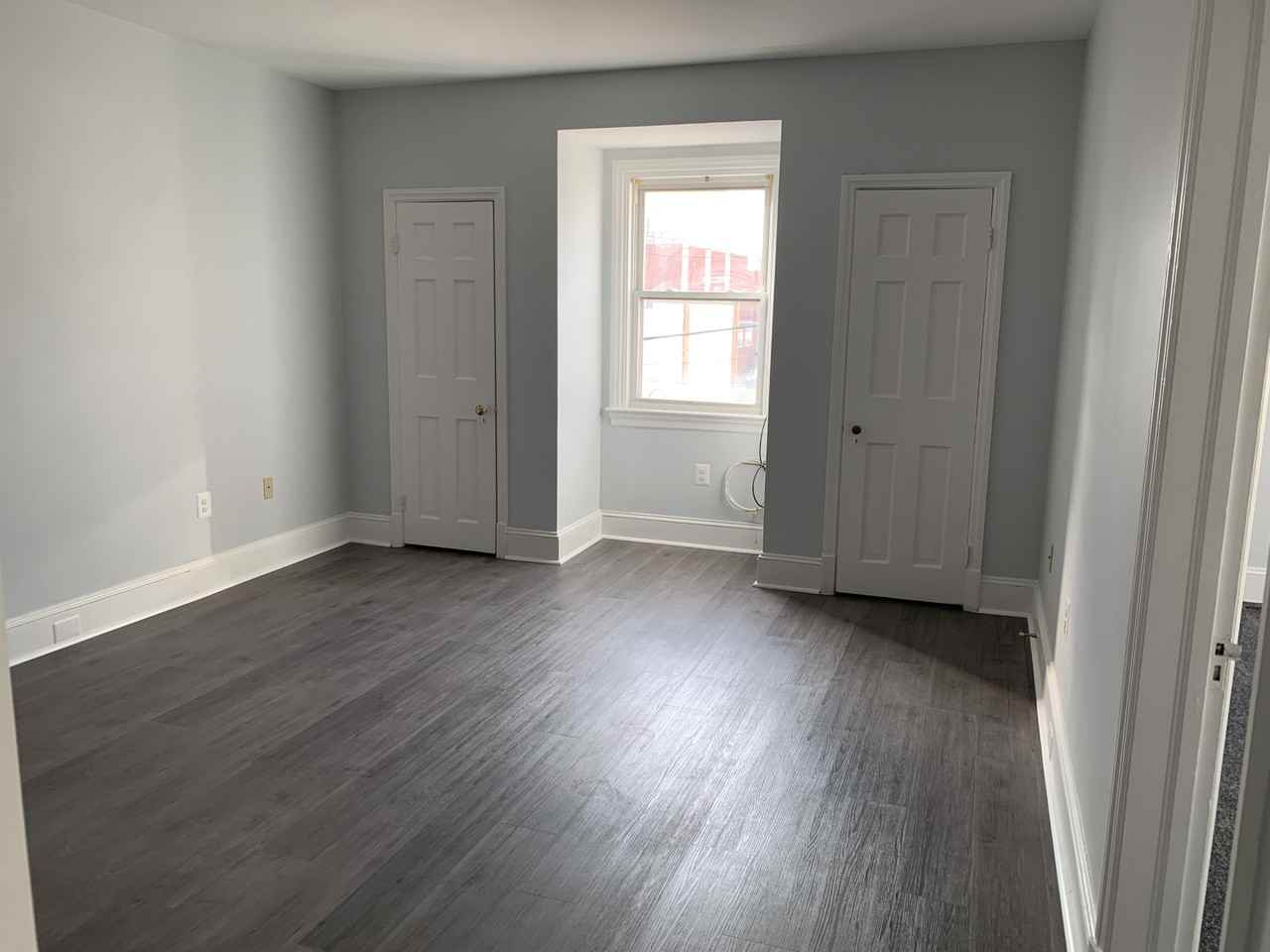 3 Center Pl #2 - Photo 2 of 6