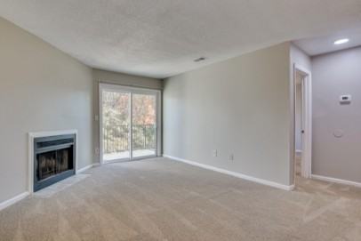 2902 Ridge Ct Apt A #2902A - Photo 2 of 20