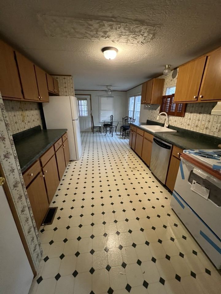 34 Gold Finch Ln #1 - Photo 6 of 10