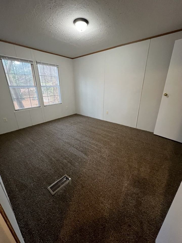 34 Gold Finch Ln #1 - Photo 7 of 10