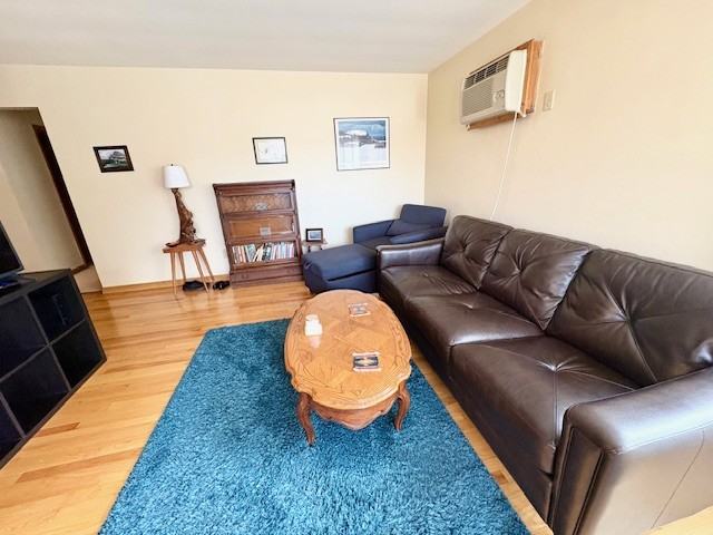 1659 Capital Ave #1 - Photo 3 of 24