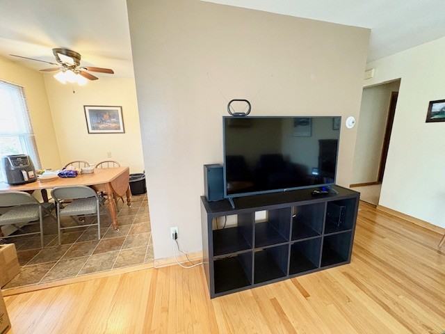 1659 Capital Ave #1 - Photo 4 of 24