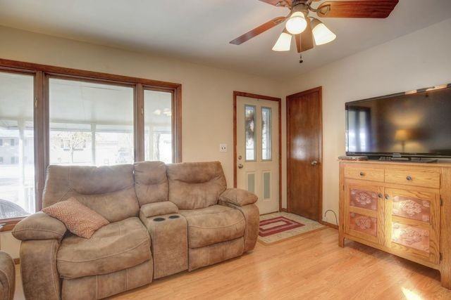 1406 Centennial Dr #1 - Photo 4 of 21