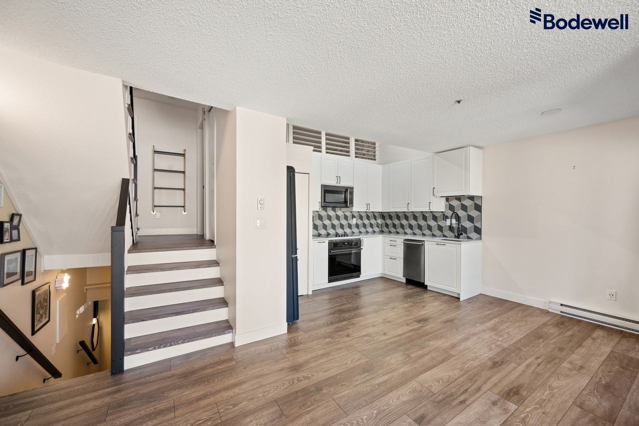 Ballentyne Square - Photo 6 of 20