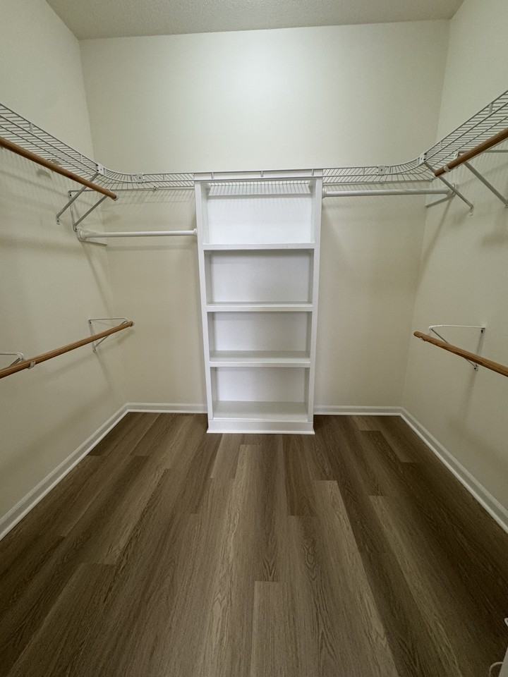 302 Reagan Dr - Photo 7 of 8