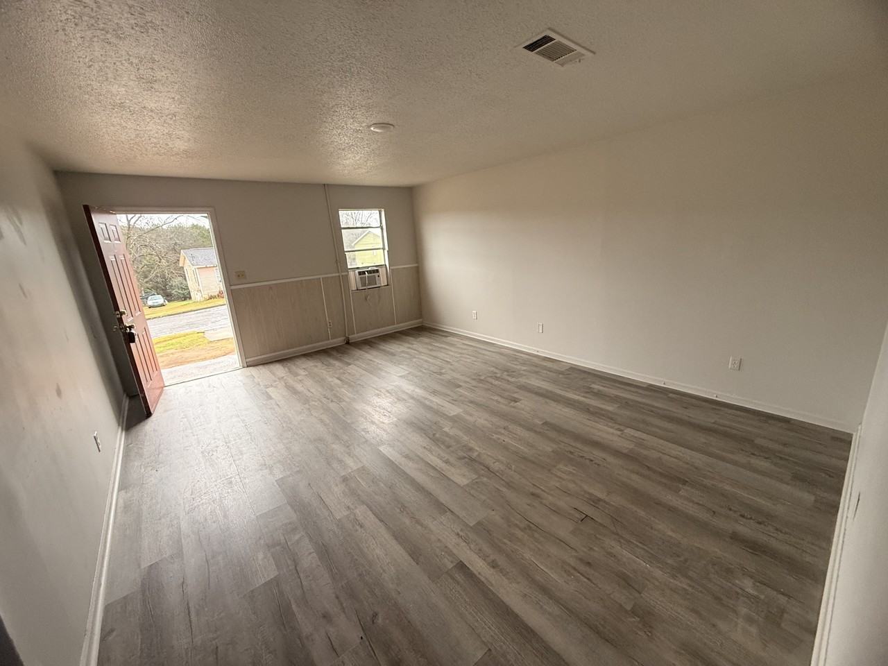 216 Horton Dr #B - Photo 2 of 10