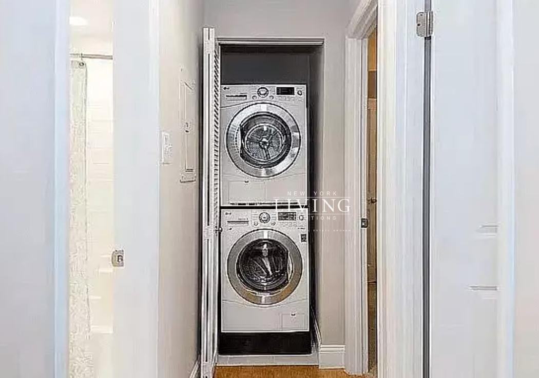 Stanton St #4B1 - Photo 5 of 5