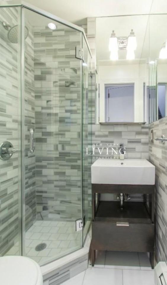 Ridge St #8 - Photo 3 of 6