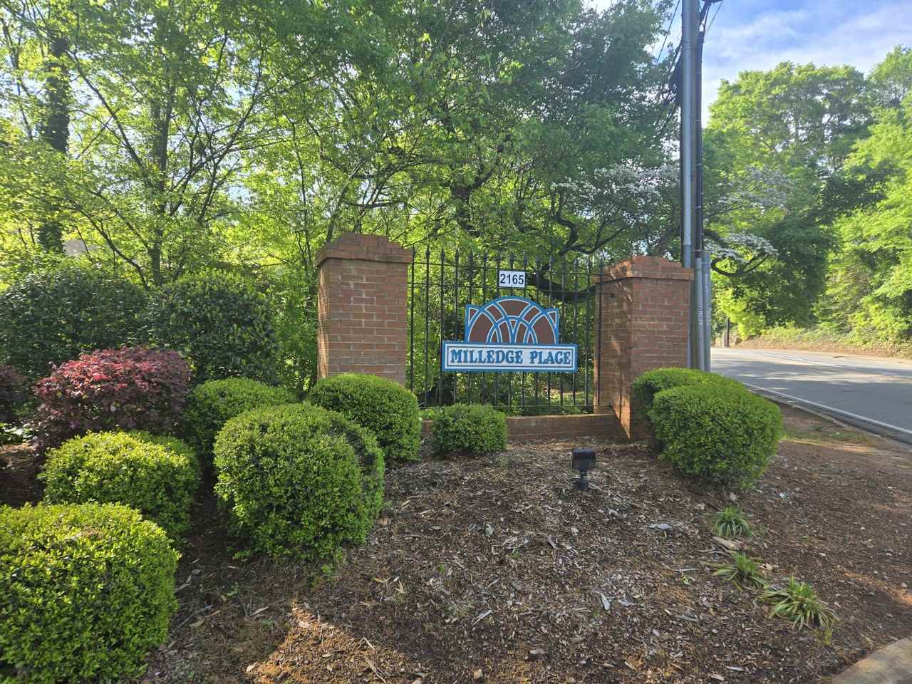 2165 S Milledge Ave E8 - 1 #1 - Photo 3 of 42