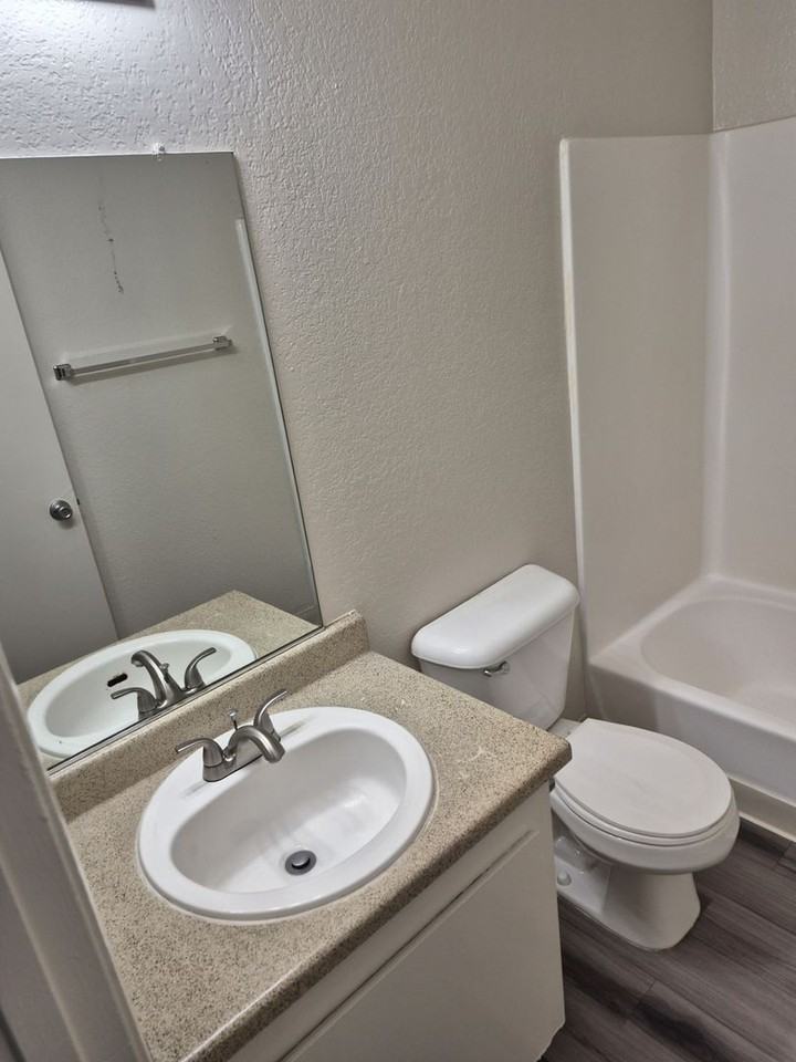 3800 Madison Ave - Photo 5 of 11