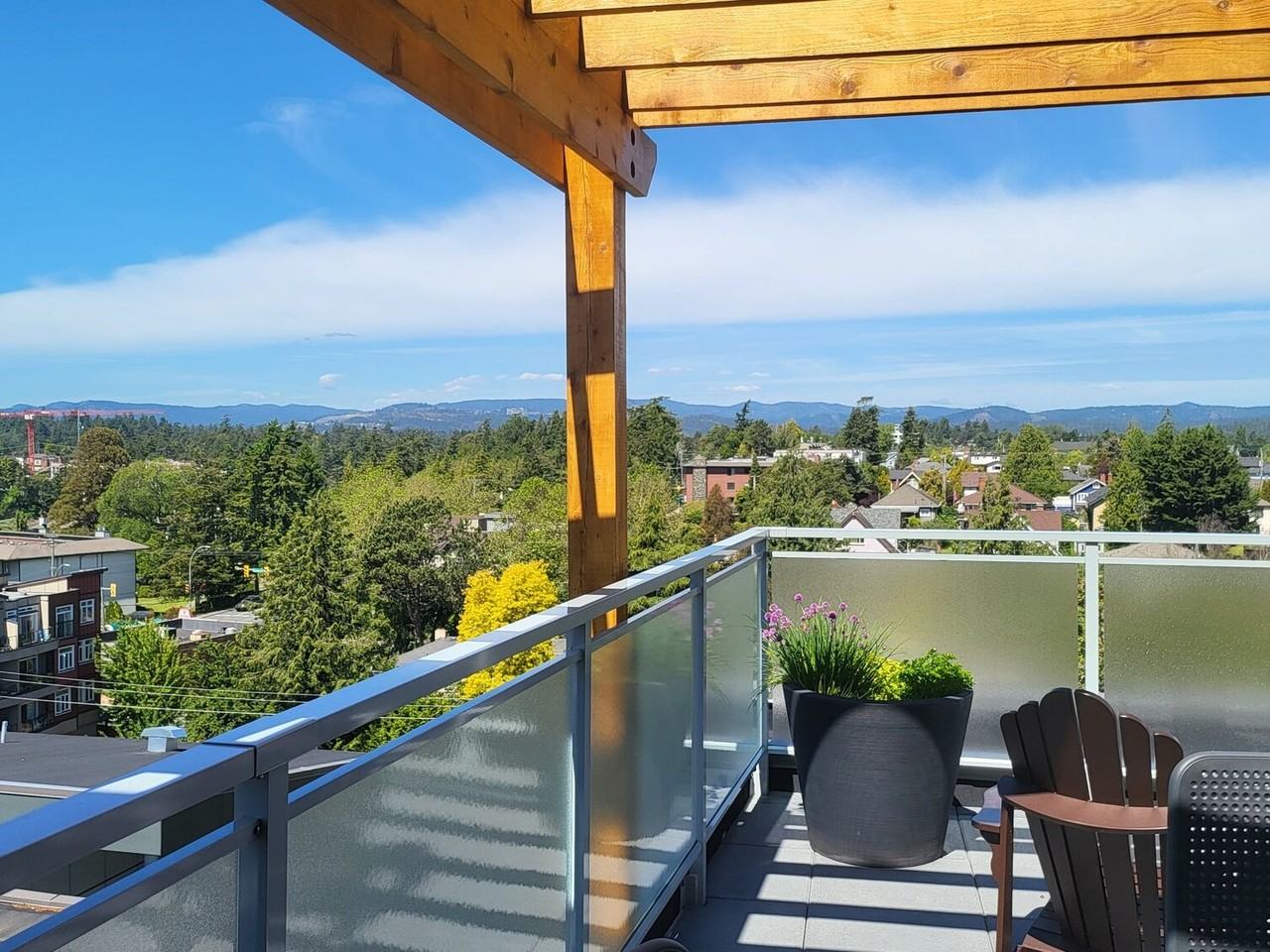 Sky & Oak Apartments - Photo 6 of 17