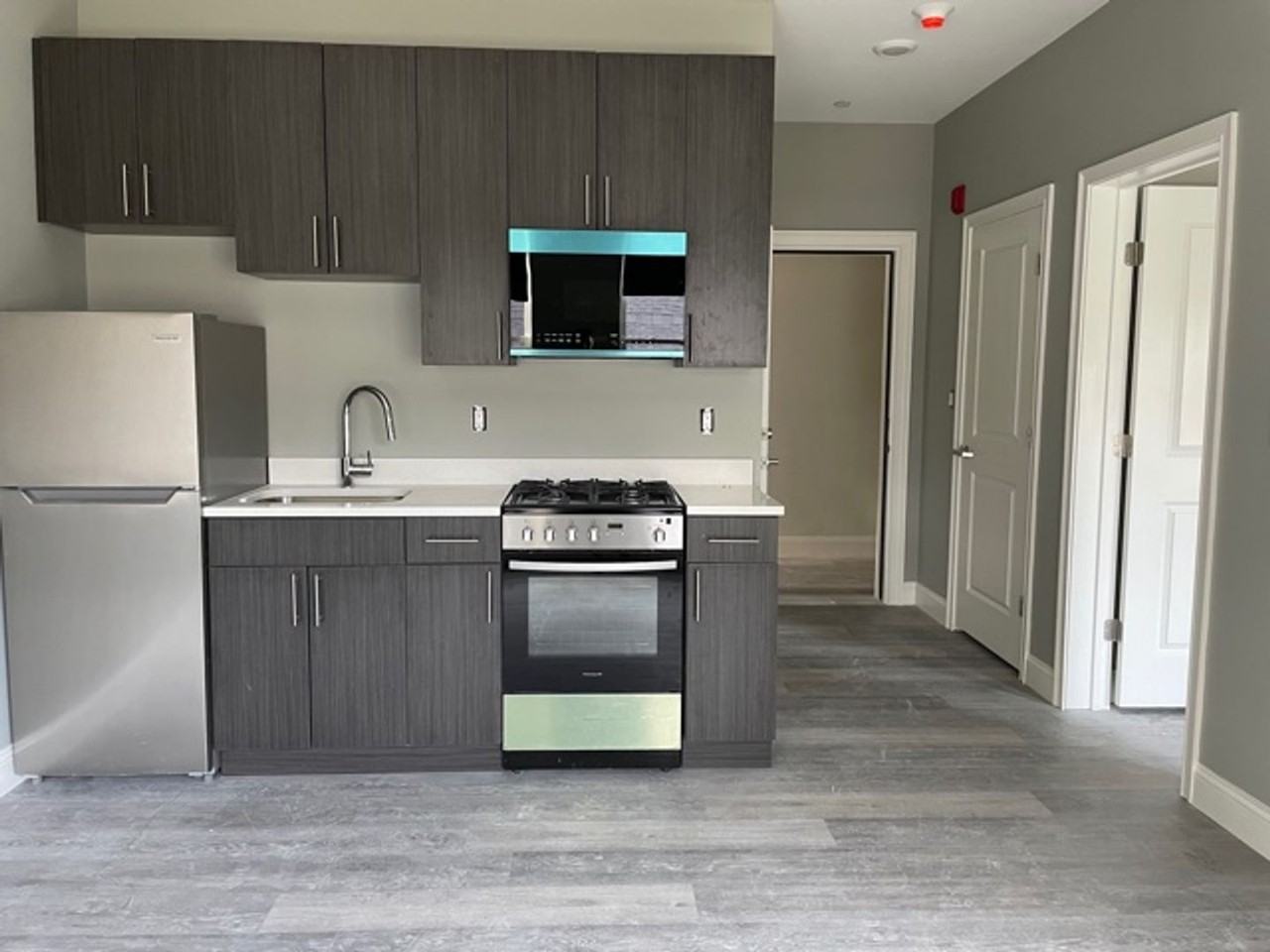 Walnut Shirley, LLC - Photo 6 of 13