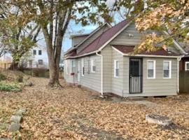 featured image of 1941 W 77th St #1