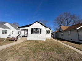 featured image of 2210 Walnut St #B