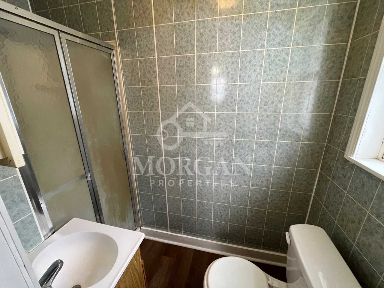 2210 Walnut St #B - Photo 4 of 4