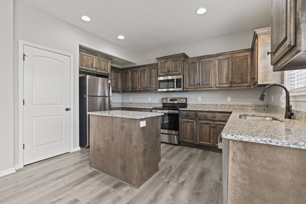 20101 E 24th Terrace Ct S #1 - Photo 5 of 20