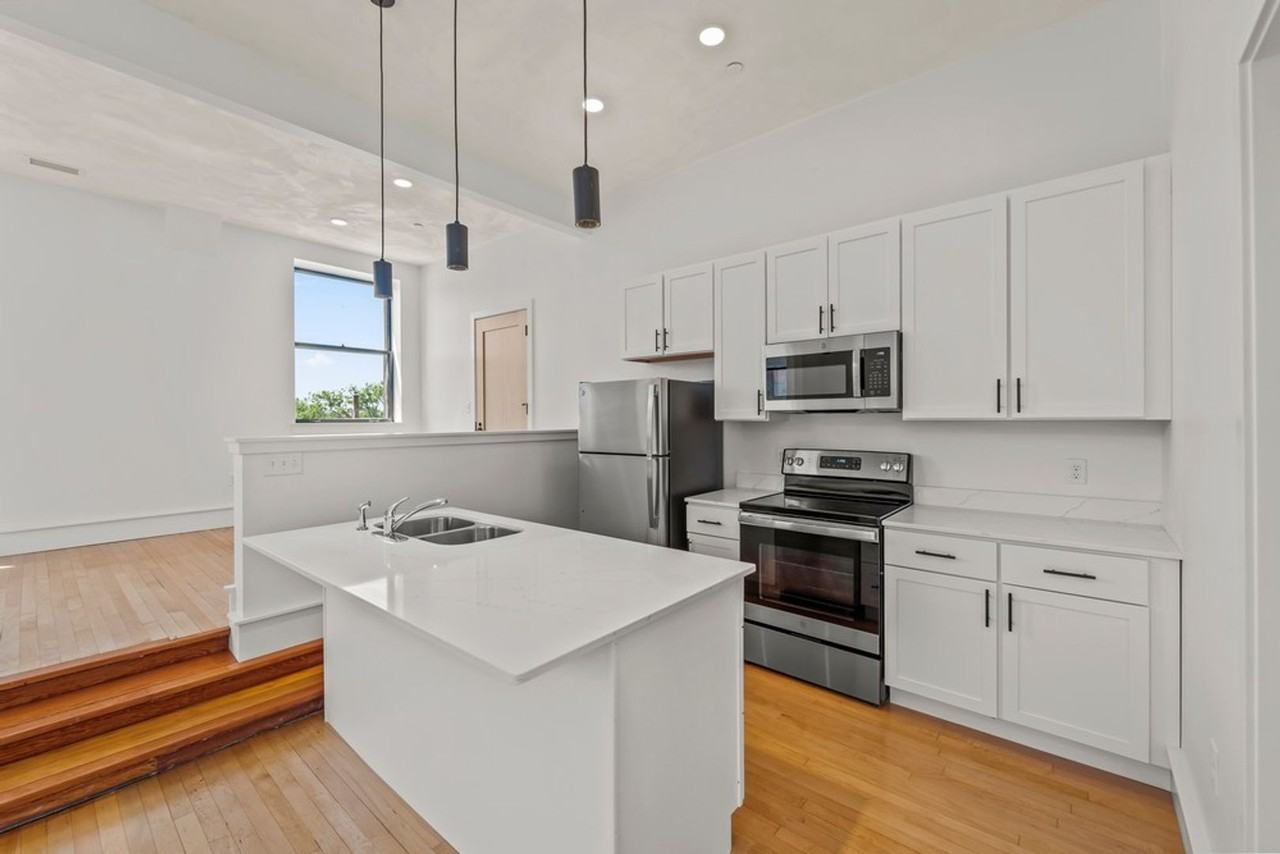 Palace Apartments - Photo 7 of 24