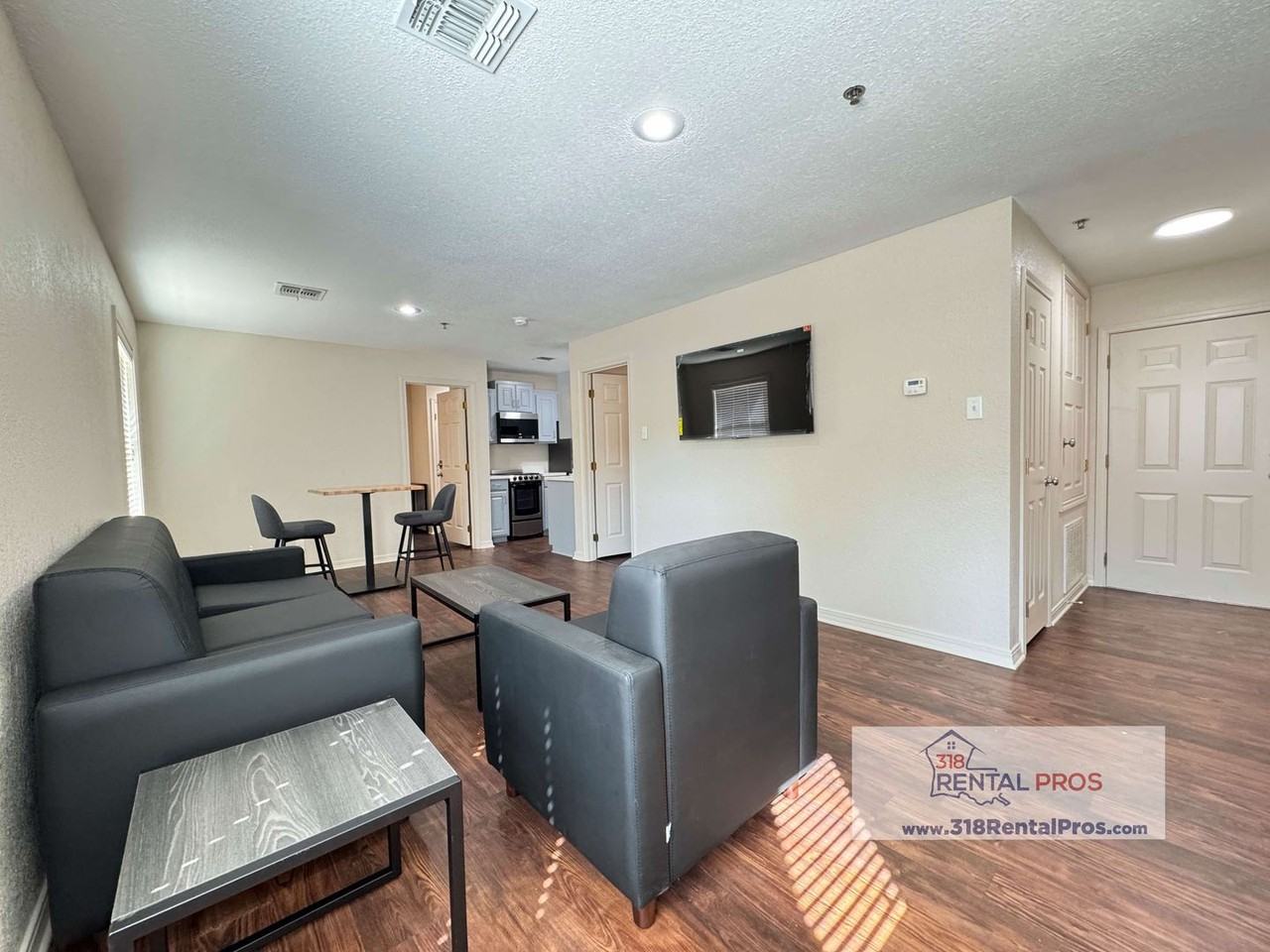 Campus Commons Apartments - Photo 4 of 15