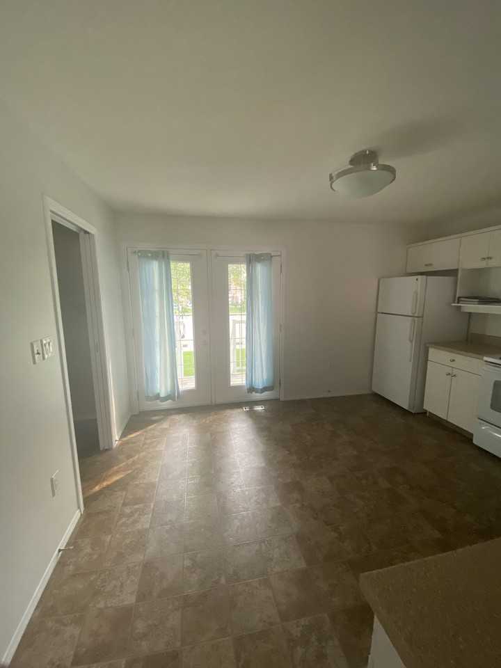 2163 Toronto St #1 - Photo 6 of 17