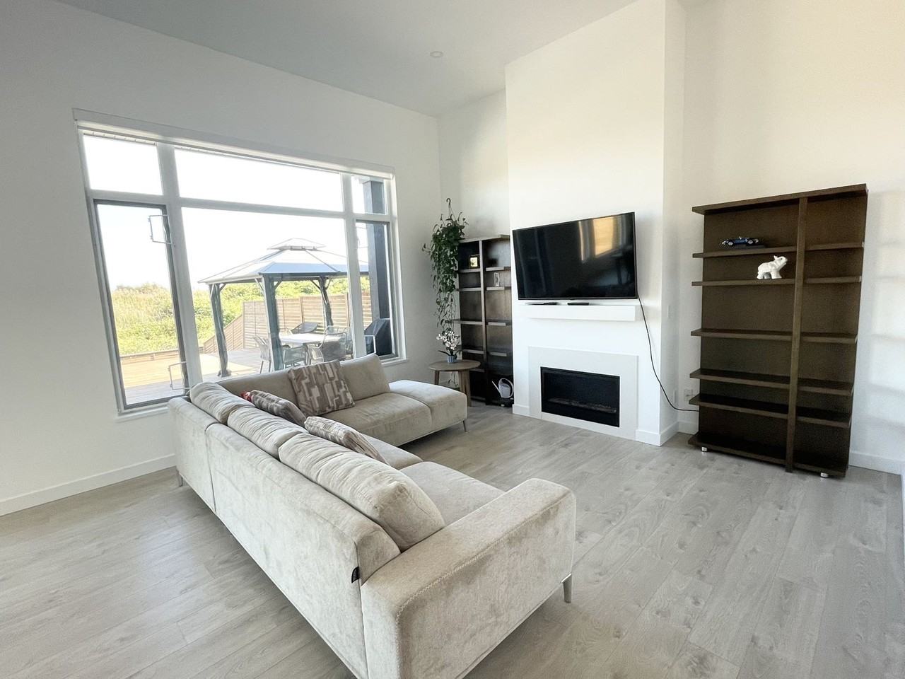 4347 Cormorant Way - Photo 4 of 22