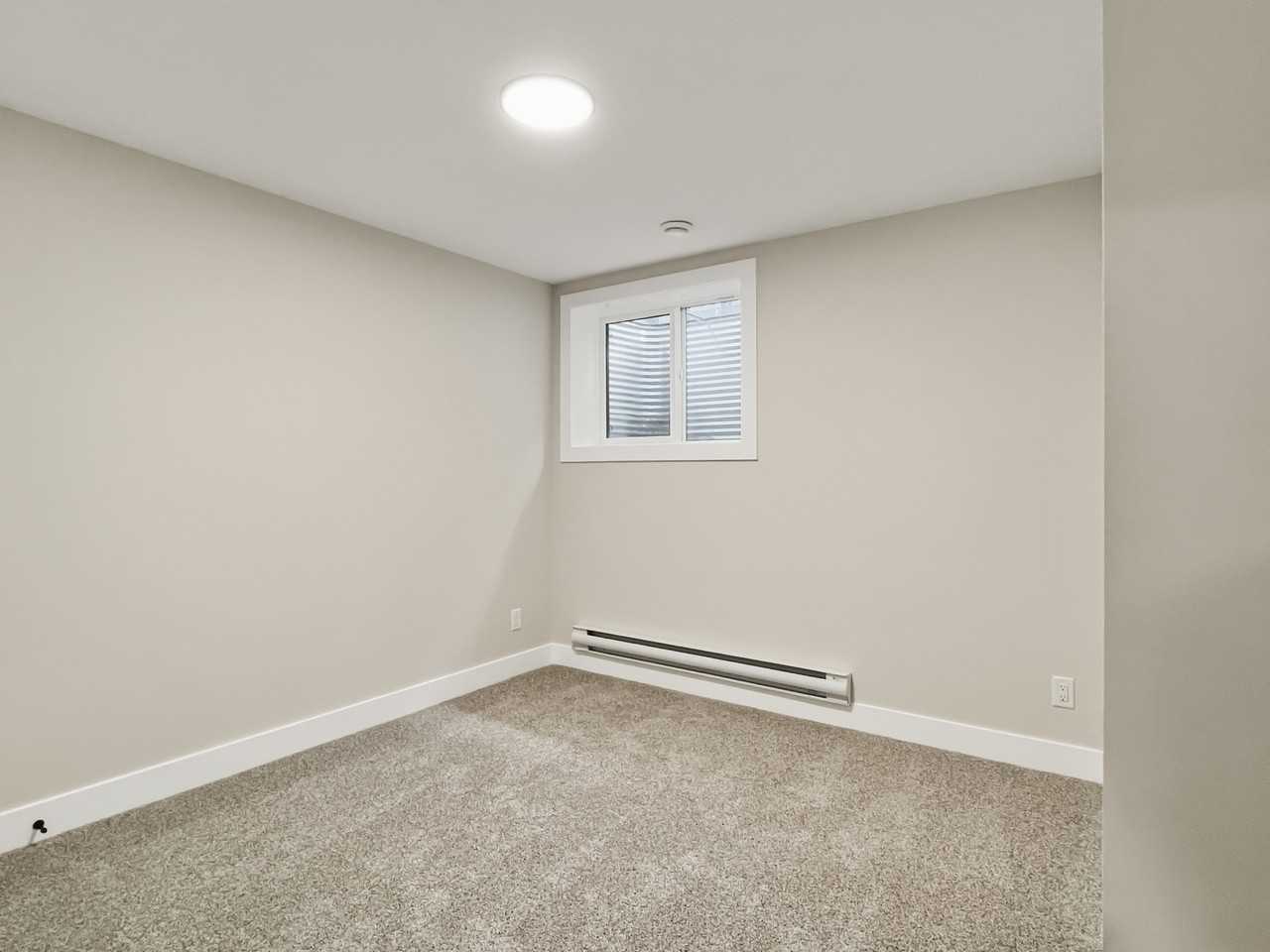 2618R 28 Ave Sw #2618RLOWER - Photo 5 of 21