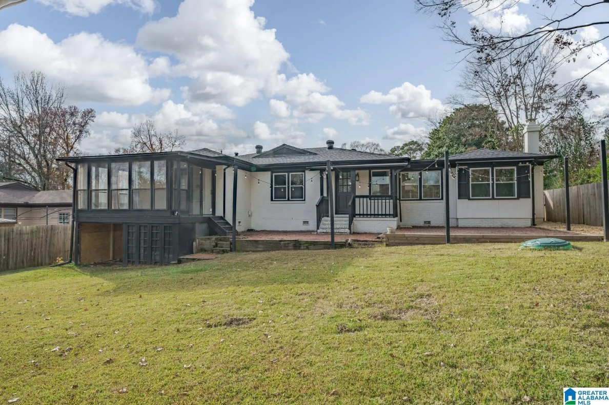 2209 Pine Ln #1 - Photo 2 of 50