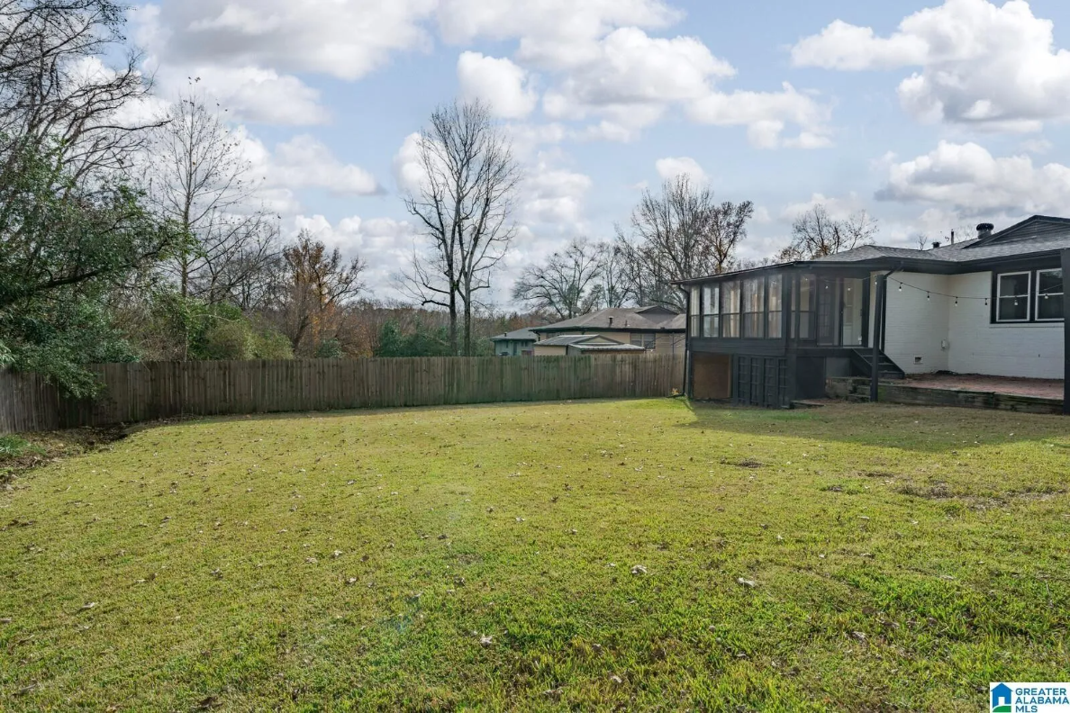 2209 Pine Ln #1 - Photo 5 of 50