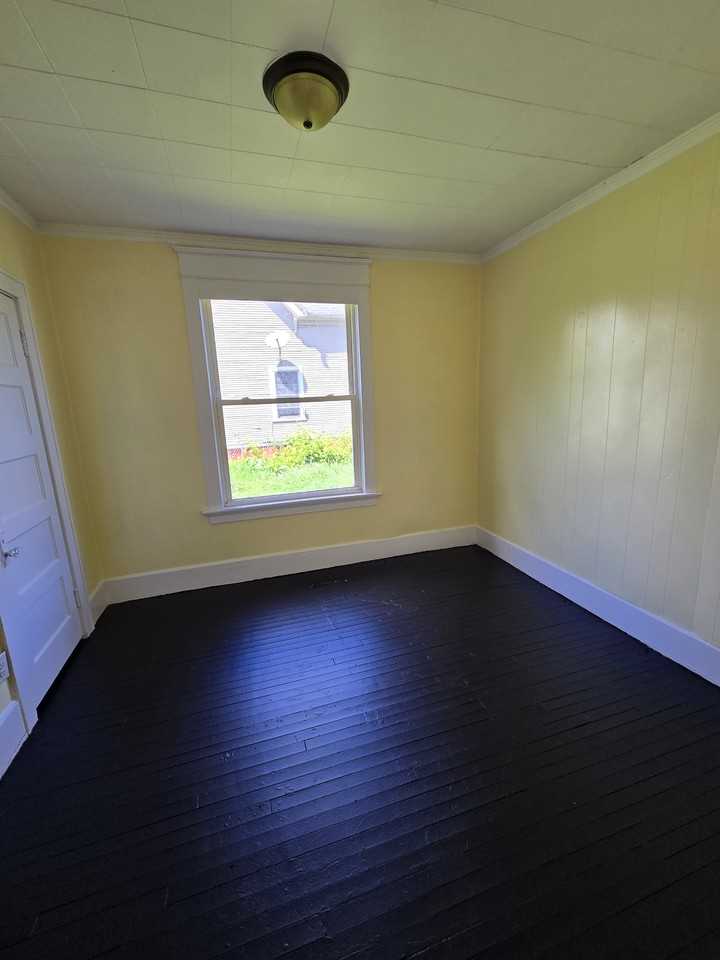 2741 N 25th St #1 - Photo 3 of 8