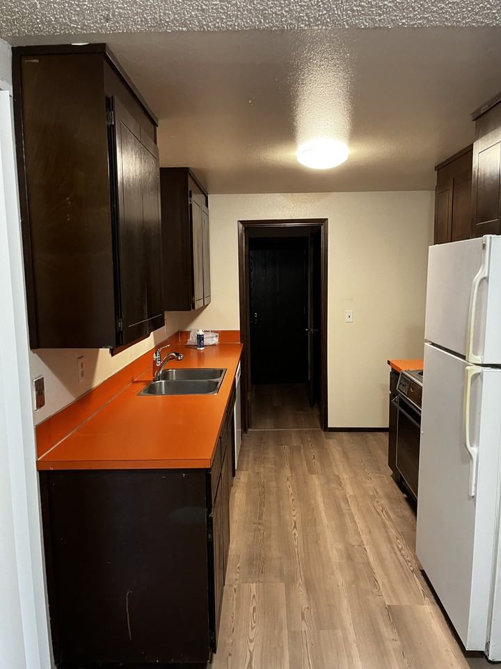 6817B 20th Ave Se #6817B - Photo 3 of 8