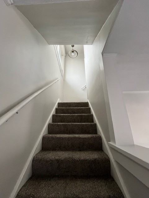 230 E Victoria St #1 - Photo 4 of 26