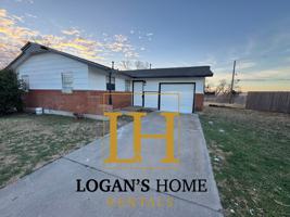 featured image of 6418 Nw Columbia Ave #1