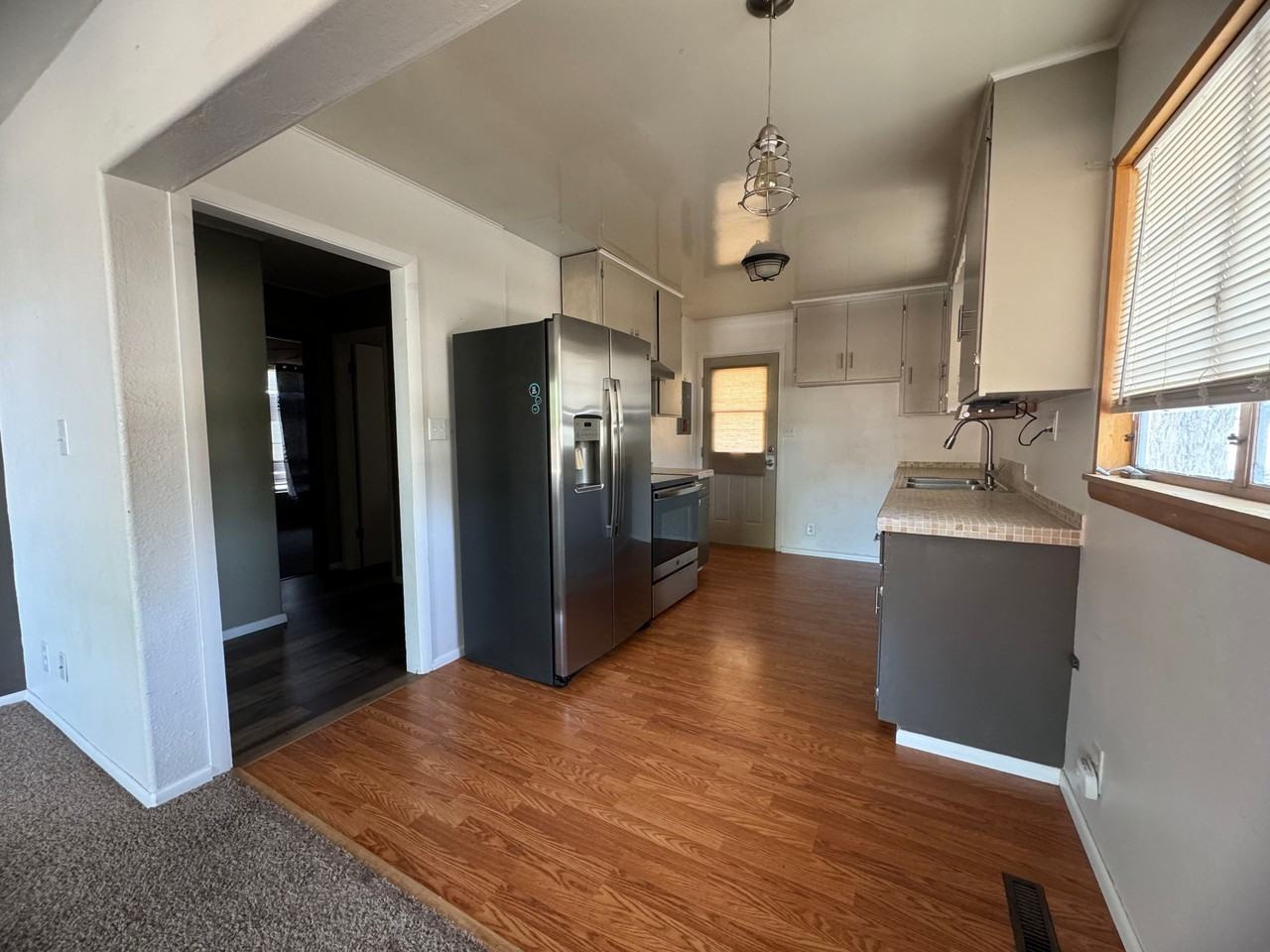 251 W Shepard St #1 - Photo 4 of 6