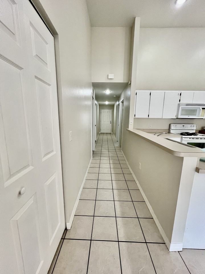 37228 Grassy Hill Ln #1 - Photo 3 of 11