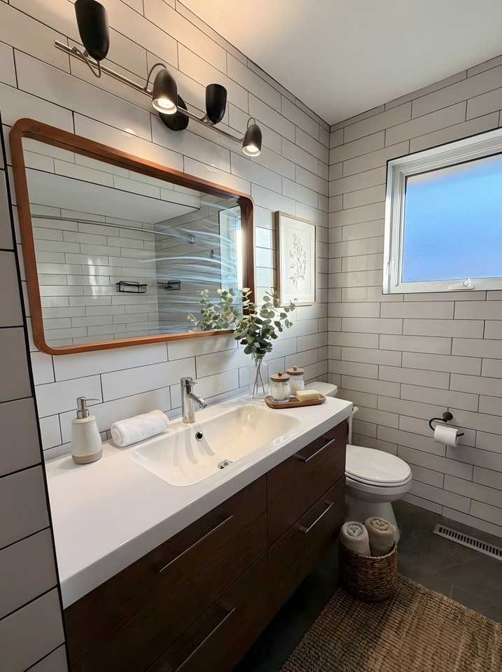 5 Fisher Crescent #Main - Photo 7 of 9