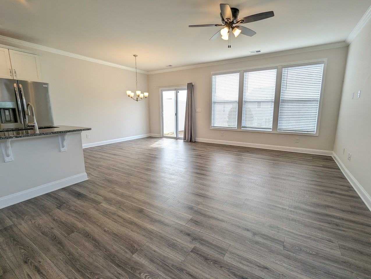 2 Planters Pl #1 - Photo 3 of 23