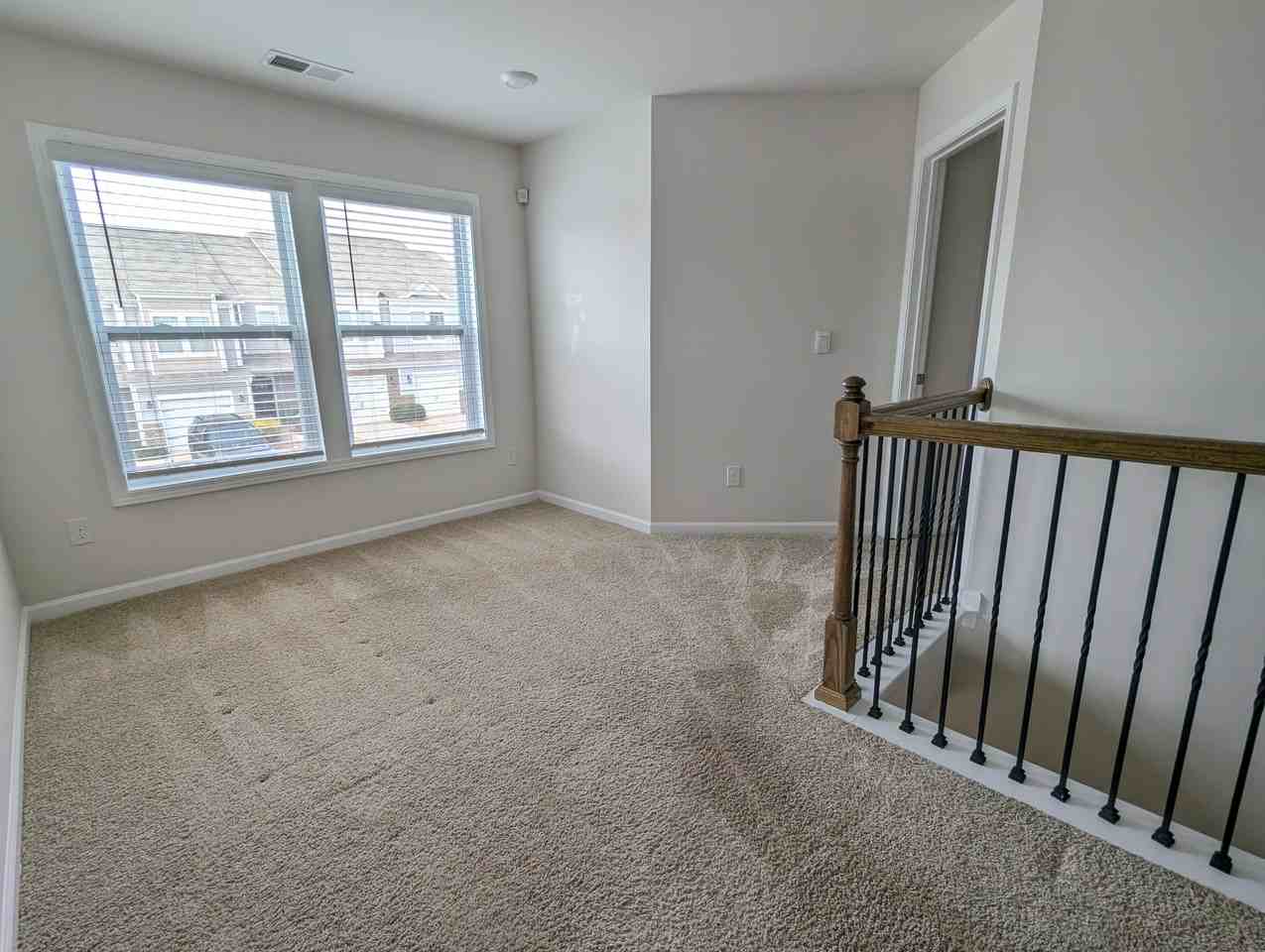 2 Planters Pl #1 - Photo 7 of 23