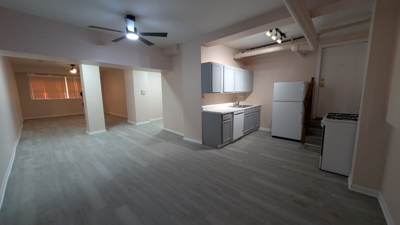 5459 South Everett AvenueGarden - Photo 3 of 9